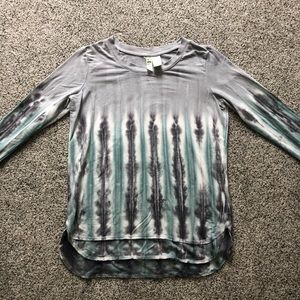 Long sleeve tie dye top